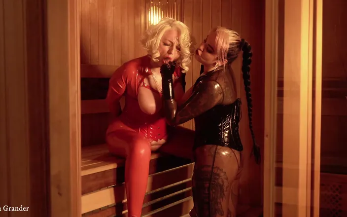 Arya Grander: Lesbian Latex Sex and Rough Dirty Talking Fuck! Hot Curvy...