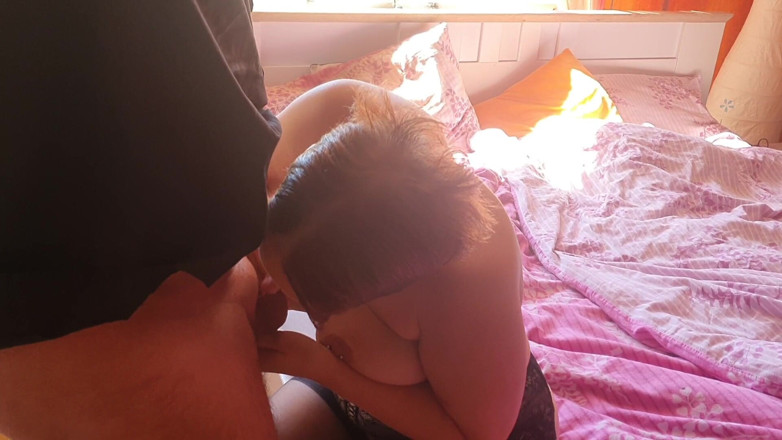 UserBitch1: Hand and Blowjob