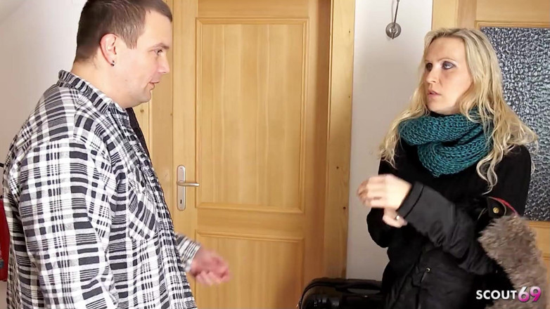 Full porn collection: Typ mit der blonden MILF julia geht mit ihr nach...