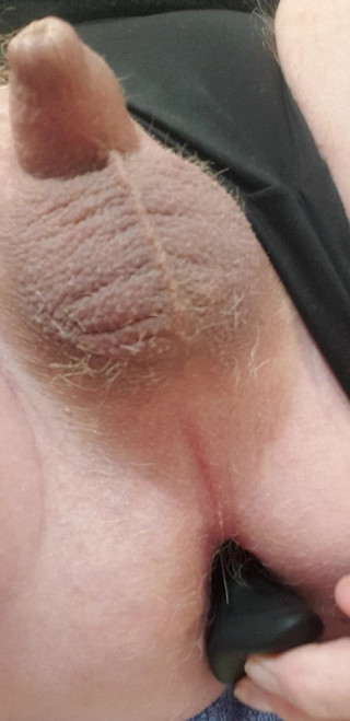 Redhairy4u: Šukání zadku s vibrátorem