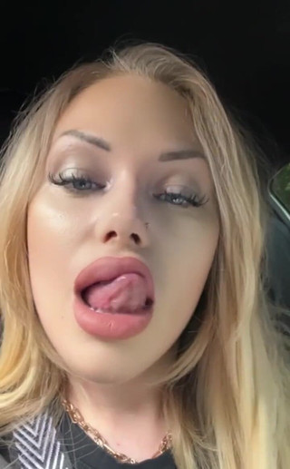 Goddess Misha Goldy: Ty jsi tak zvyklý být tím, kdo má kontrolu, to...