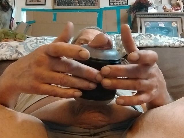 New Toy (Mikthe man)