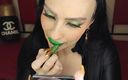 Princess18_: Green Minty Lipsticky Glossy Pouty Bimbo Całuje 4K Ultra HD