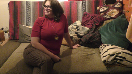 Sex Over 50: Kırmızı Kazak