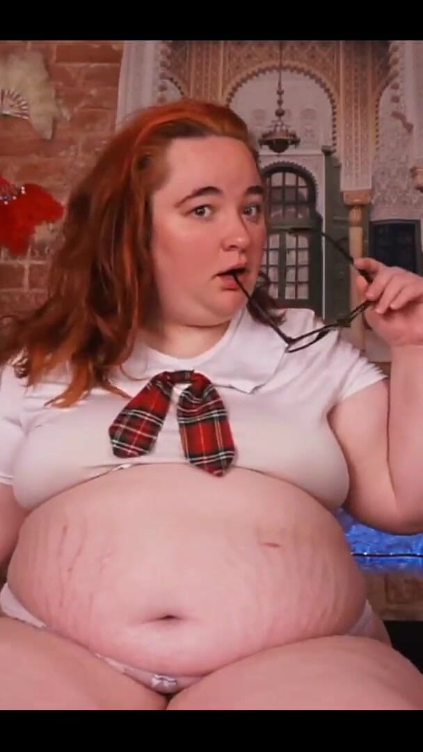 Soft Tummy Worship (AssGives) Soft Tummy Worship (AssGives)