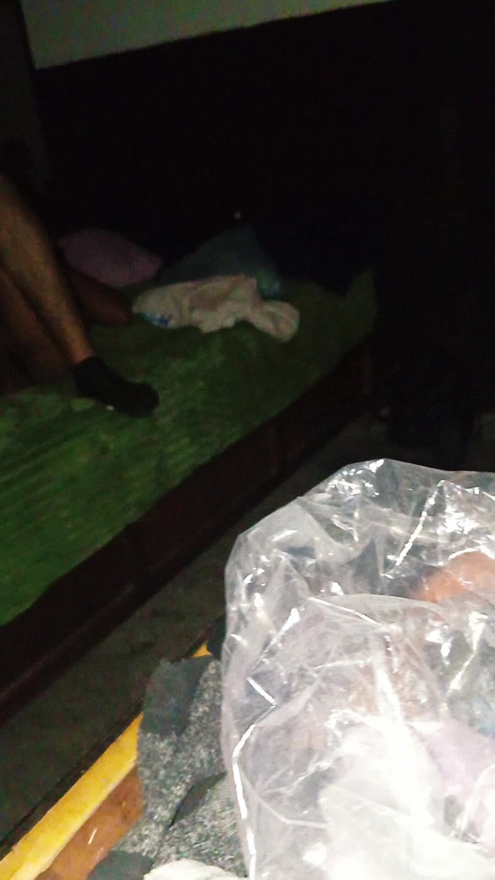 VioletOffer97: Eating My stepdaughter's Boyfriend