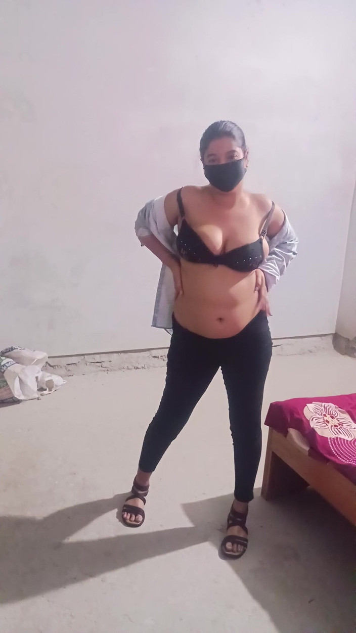 Taniyaxx: Bangla XXX video záznam názvu