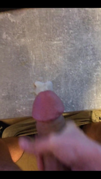 How Wants to Lick My Cum?