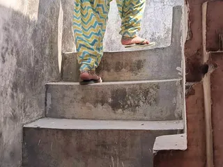 Vidéo de bain d’une femme mariée indienne sexy