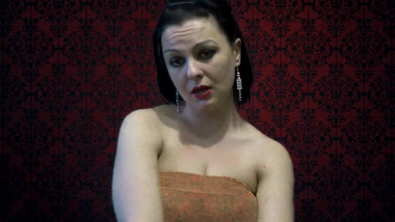 Goddess Misha Goldy: Dirty talking brunette milf in JOI action