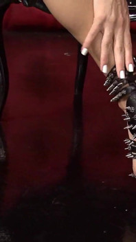 Cuir Et Satin Avec Kortney Kane