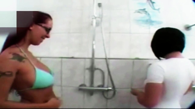Lydia Privat: Dopo la lezione di nuoto mi sono fatto una doccia