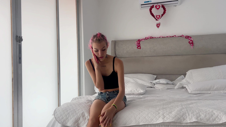 CatalinaPalvin: Eu pego minha meia-irmã tirando fotos de si mesma e...