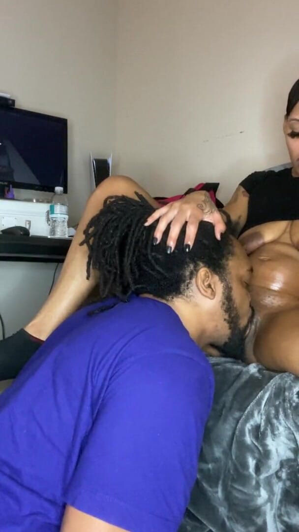 SexLoveRed: Ehemann isst mich so gut meine muschi