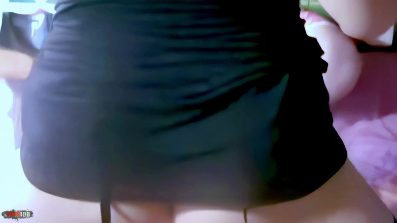 MMM100: Monadelux बड़े स्तनों और सुंदर पोलिश सुनहरे बालों वाली Monadelux बेडरूम में कपड़े उतार रही है