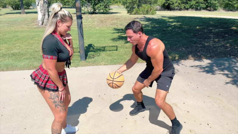 Dom Cruise: She Shoots She Scores