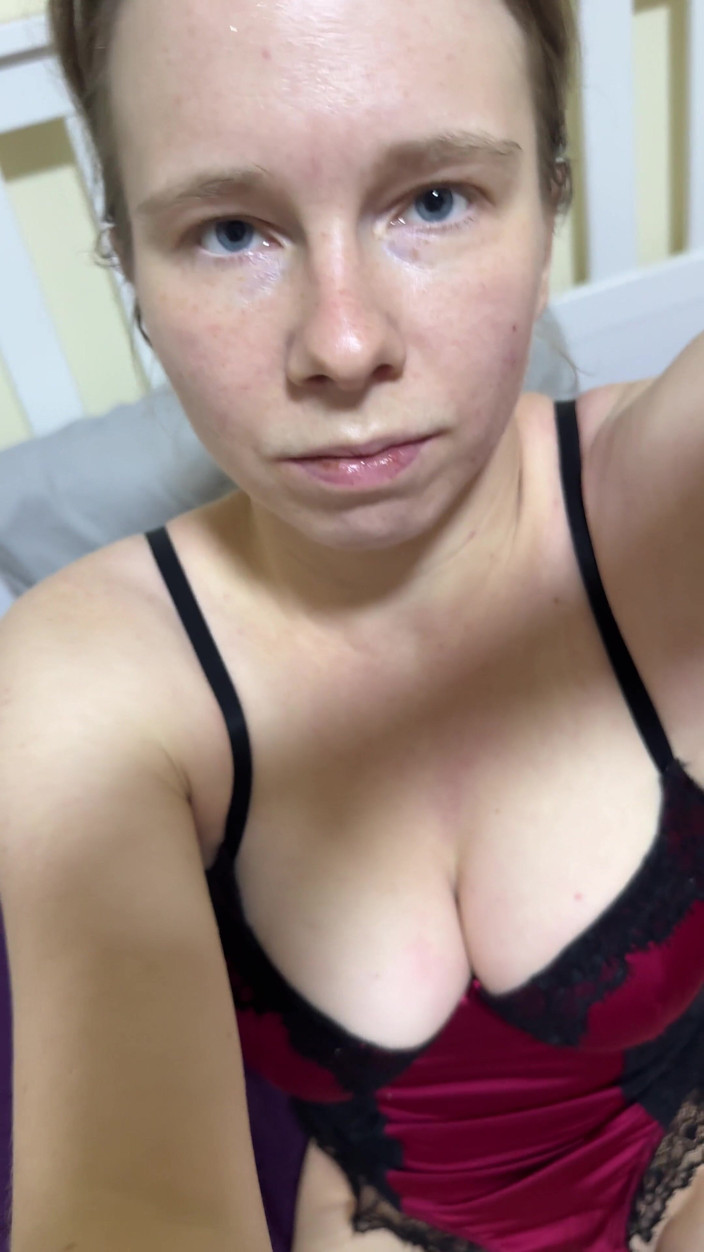 SweetLucy96: Toccata con le dita fino all'orgasmo