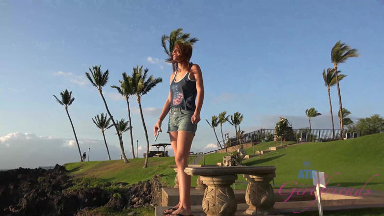 ATK Fans (Girlfriends): Vacanze virtuali hawaii con Cece Capella 4/8