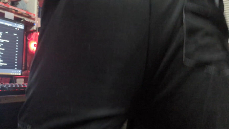 HungBareBackRabbit: Dildo emiyor yarağa ihtiyacım var!!!