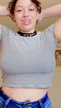 Female Domme дражнить і відмовляє