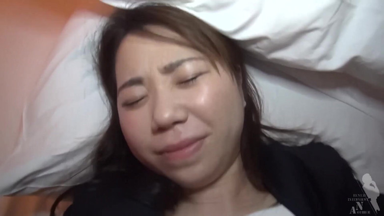 Asians in love: 사무실 여자 질싸 2 (N)