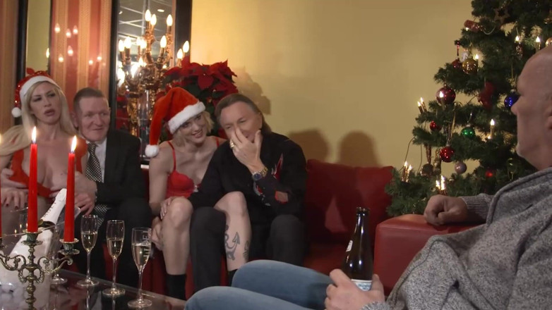 MMV films - The Original: "Orgie anale de Noël !! - Partie n° 01"