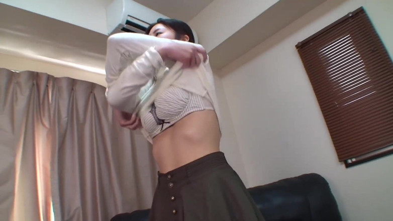 Asian Mature Climax: Yeteneğini herkese göstermek istiyor