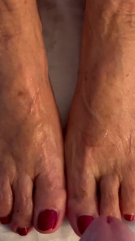 Cum on Stepaunt GILF MILF Feet & Toes Granny Loves It