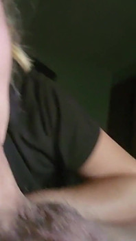 Succhia un cazzo duro e twerka su di esso fino a quando non viene dentro di me - Mama_foxx94