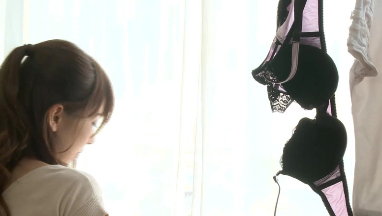 Vulture: Yui Hatano: Kolekcja specjalna 4 godziny