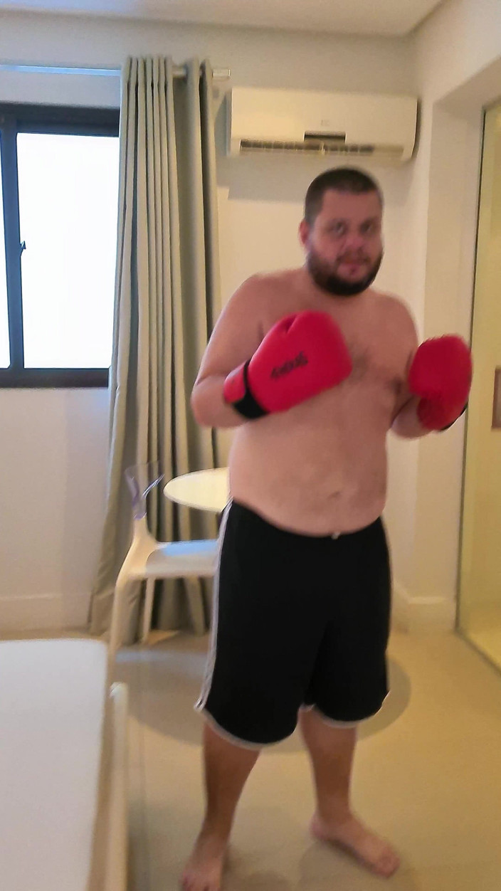 Punchbagplz: (punto Di Vista) Orso Boxer Che Ti Domina