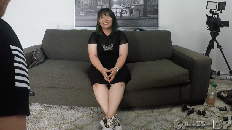 GLASSDP: Thick Asian Gets so Horny She Needs Cock in Both...