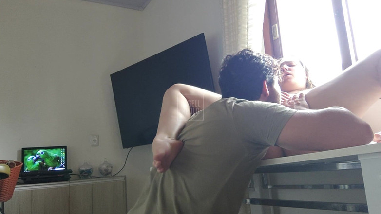 Angell Apolo: Sex de dimineață în bucătărie... Nu este nimic mai bun în viața...