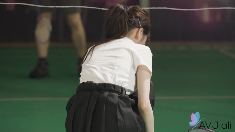 AV Jiali: Xiang Xiang Wears Thong Panties and Gets Lots of Attention...
