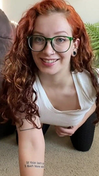 Naughty Asshole Tease and Dirty Talk on All Fours in Leggings
