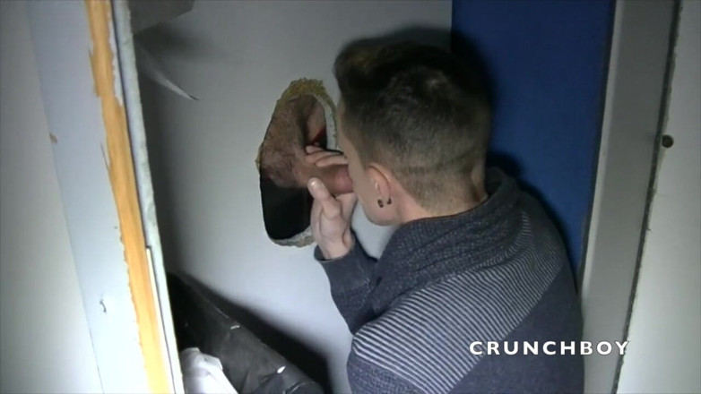 BAREBACK AND CREAMPIE CLUB: Aaron Lautner follada a pelo por Abraham