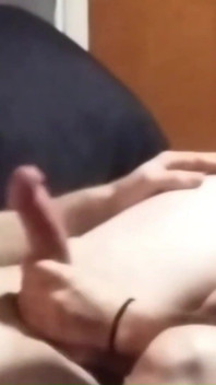 妻の手コキ(左手)(260306B2)
