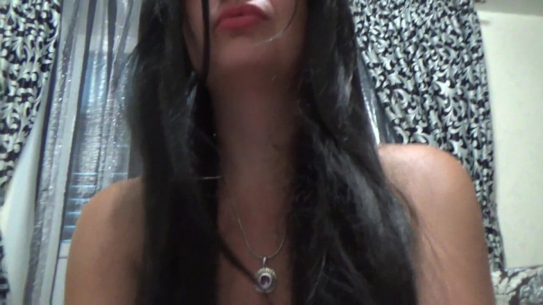 Sexy Milf: I could put you right in my pussy and you...