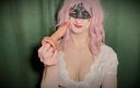 Linda Jackson: Transvestiert mit rosa haaren lutscht dildo