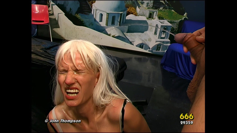 GGG John Thompson Classic Retro: Blondýnky milují chcaní do pusy Bukkake Ggg John Thompson