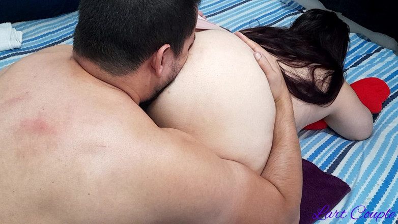 LartCouple: Jilat pantat istri super semok ini