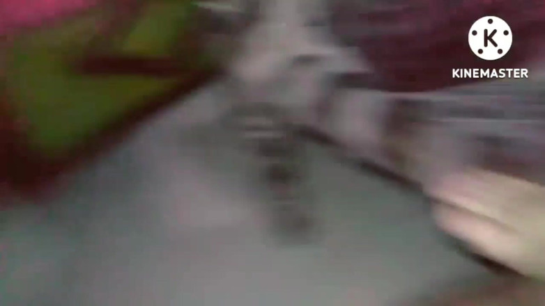 Village studio: Indisches desi-dorf-MILF-mädchen sexvideo in Hindi-Stimme, indisches dorfmädchen wurde von ihrem...
