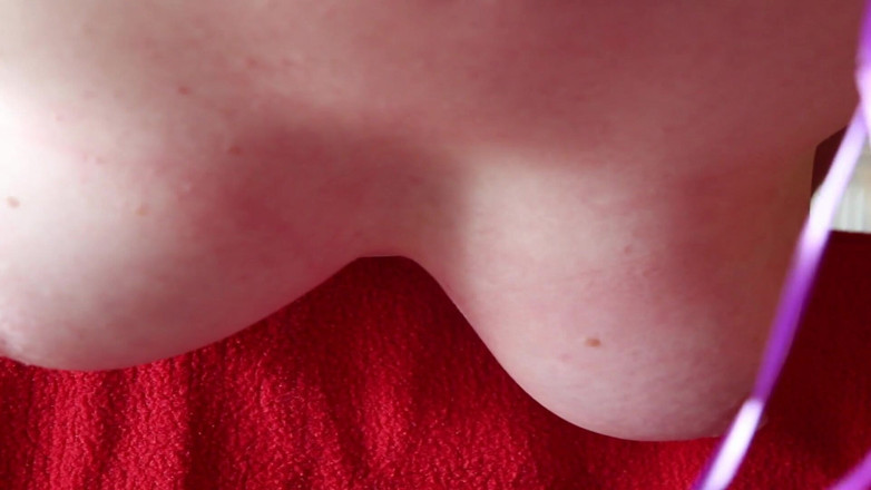 Bouncy Tits Action: Bound tits getting slapped hard
