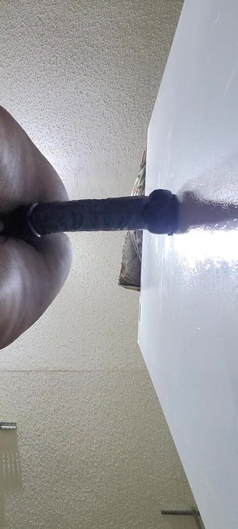 Truestarr: Dildo 14 Inci meregangkan saya ke Max. It Made Me Pisss...