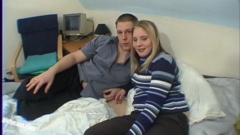 Girlycast: Claudia 18 years old - her first HC video
