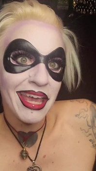 Harley Quinn Seduces Nightwing