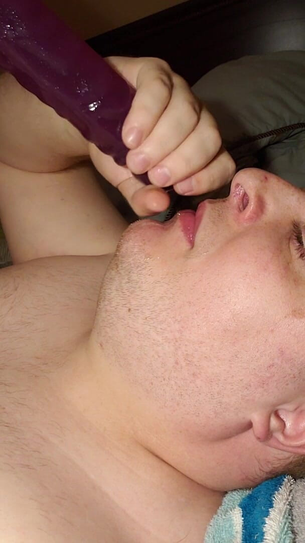 Charlieboy69: Deepthroat berkongkek