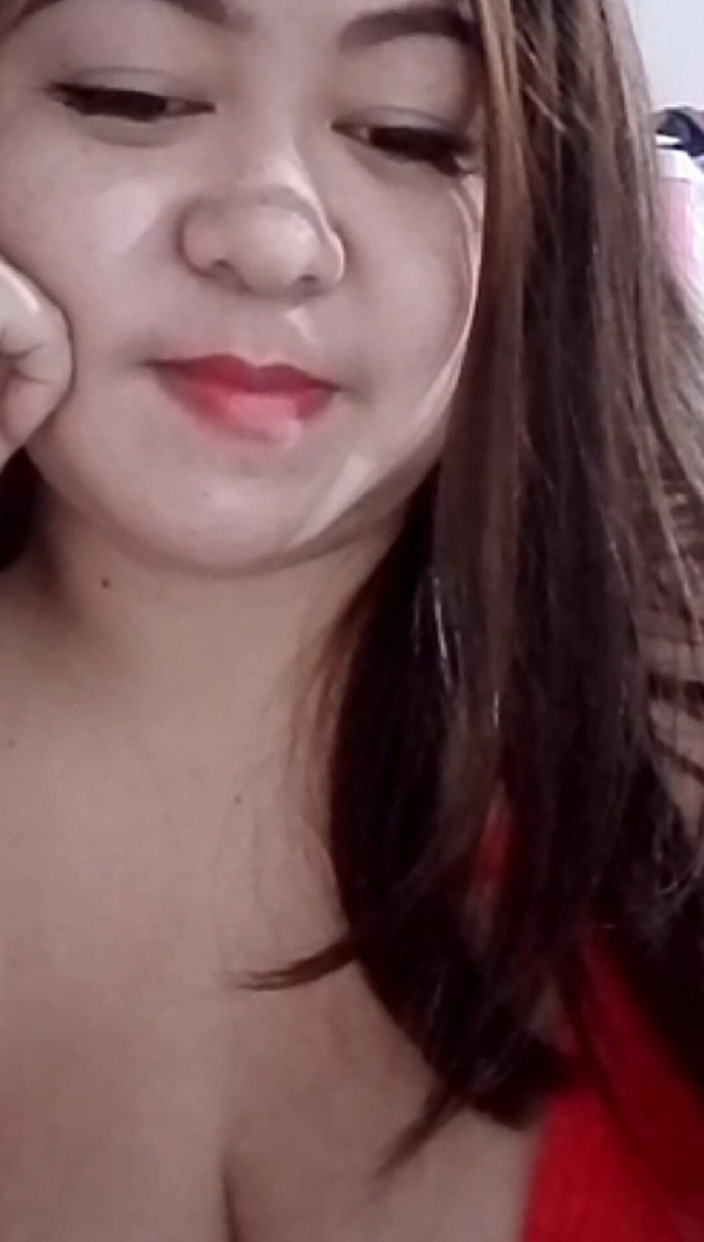 Carol Rayos De Guzman: Appel vidéo, une Philippine se fait baiser par son copain