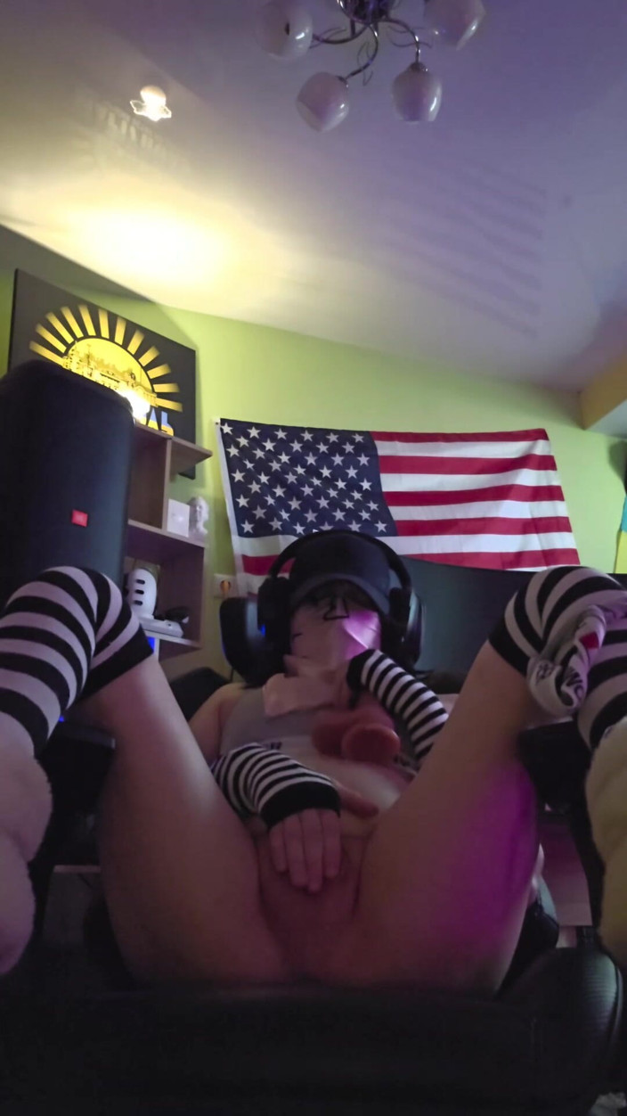 ALISA_XxX_: Deepthroat Hunger Burns in Small Tits Ass