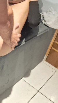 Ich Habe Meinen Heißen Nachbarn Gefickt!